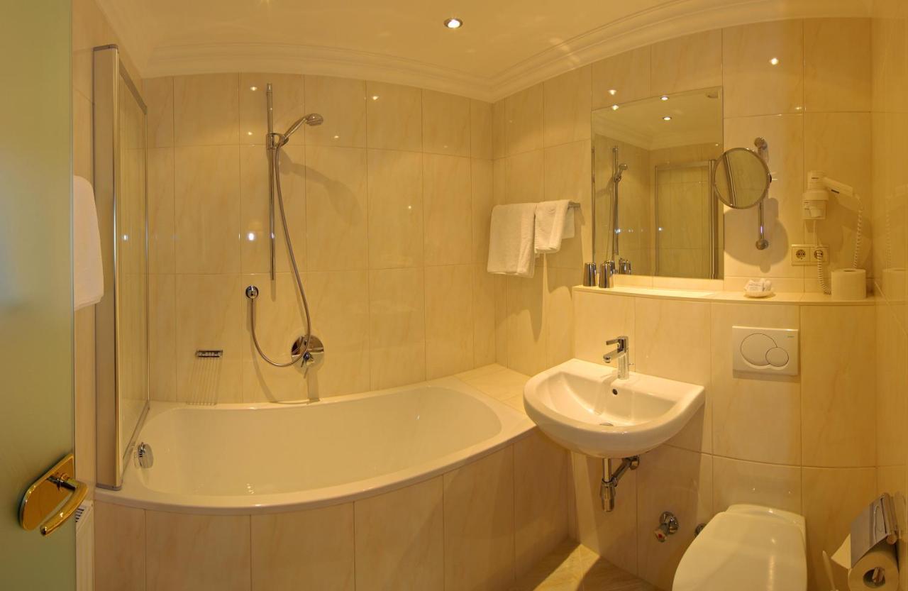 Gartenhotel Maria Theresia Hall in Tirol Quarto foto